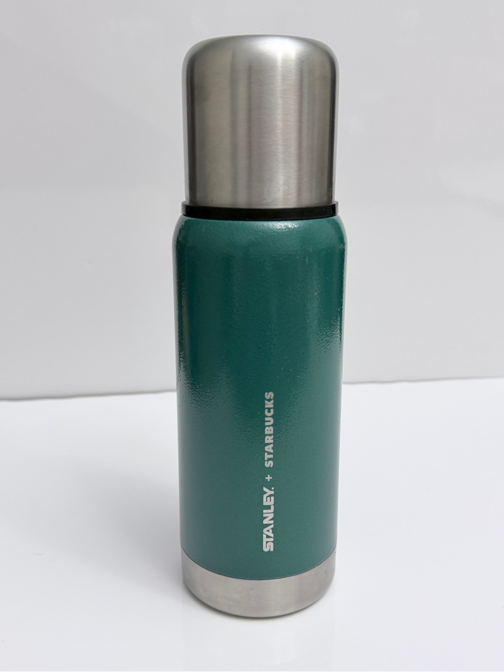Stanley x Starbucks Green Stainless Steel Thermos Vacuum Insulated Flask 17oz